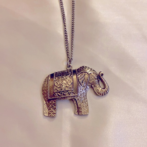 NWT H&M Elephant Silver Plated Long Necklace